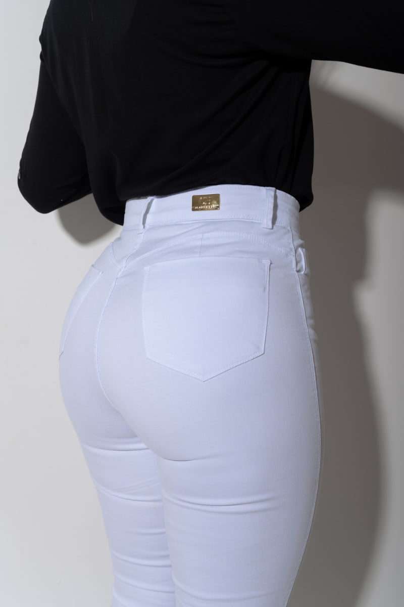 Calça Jeans Modeladora Milagrosa Flare Cós Alto CH110