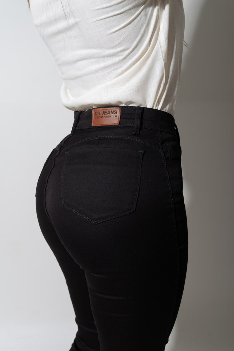 Calça Flare Modeladora Preta Que Não Desbota CH109